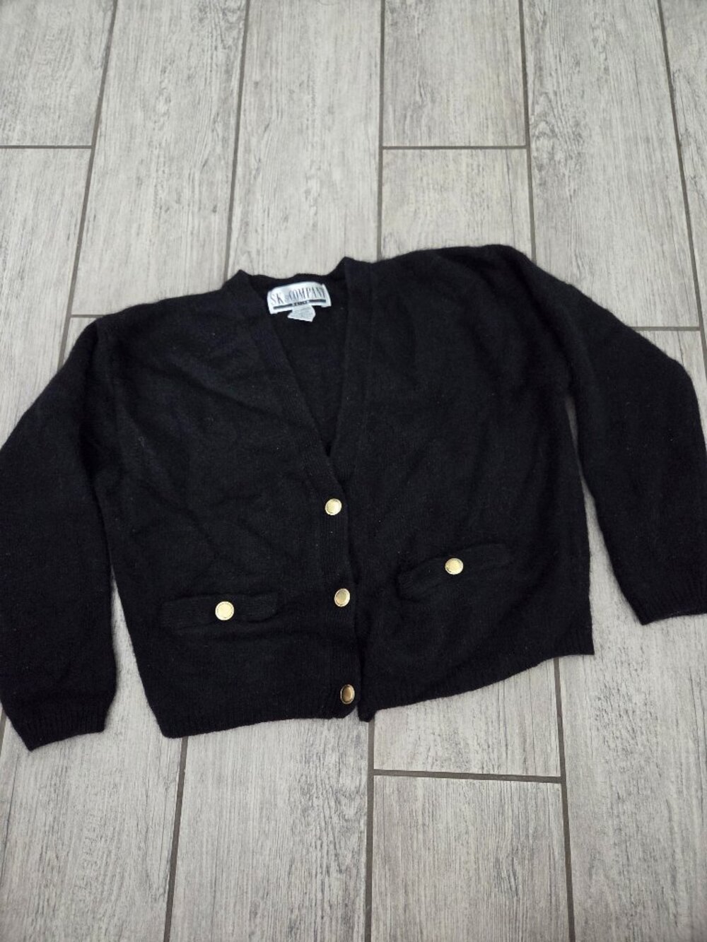 Vintage SK & Company Petite Womens S Black Lambswool Angora Cardigan Gold Button